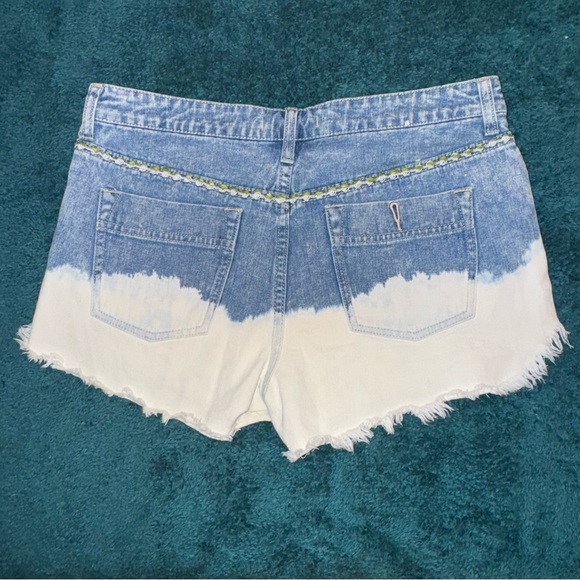 Free People Acid Wash Denim Cutoff Jean shorts Size 28 - Picture 9 of 12